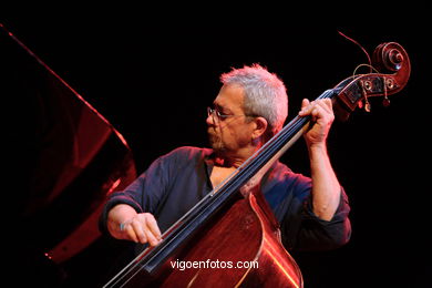 PAOLO FRESU P.A.F. TRÍO - JAZZ. II FESTIVAL DE VIGO IMAXINASONS 2006