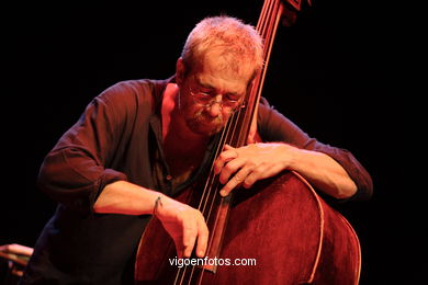 PAOLO FRESU P.A.F. TRÍO - JAZZ. II FESTIVAL DE VIGO IMAXINASONS 2006