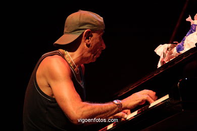 PAOLO FRESU P.A.F. TRÍO - JAZZ. II FESTIVAL DE VIGO IMAXINASONS 2006