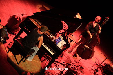 PAOLO FRESU P.A.F. TRÍO - JAZZ. II FESTIVAL DE VIGO IMAXINASONS 2006