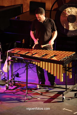 EMILIO HUETE - JAZZ. II FESTIVAL OF VIGO IMAXINASONS 2006