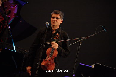 LLUIS VIDAL - VERMEER - JAZZ. II FESTIVAL DE VIGO IMAXINASONS 2006