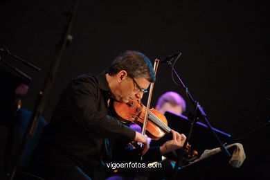 LLUIS VIDAL - VERMEER - JAZZ. II FESTIVAL DE VIGO IMAXINASONS 2006