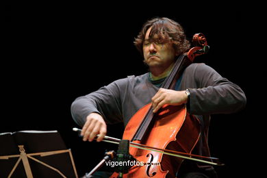  LOUIS SCLAVIS - NAPOLIS - JAZZ. II FESTIVAL DE VIGO IMAXINASONS 2006