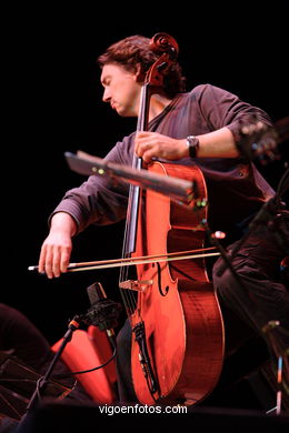  LOUIS SCLAVIS - NAPOLIS - JAZZ. II FESTIVAL DE VIGO IMAXINASONS 2006