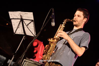 SEMINÁRIO DE PONTEVEDRA - JAZZ. II FESTIVAL DE VIGO IMAXINASONS 2006