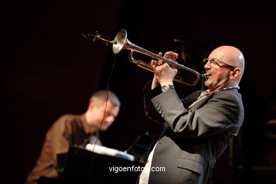 TOMASZ STANKO - JAZZ. II FESTIVAL DE VIGO IMAXINASONS 2006