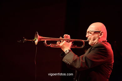 TOMASZ STANKO - JAZZ. II FESTIVAL DE VIGO IMAXINASONS 2006