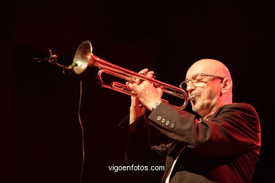 TOMASZ STANKO - JAZZ. II FESTIVAL DE VIGO IMAXINASONS 2006