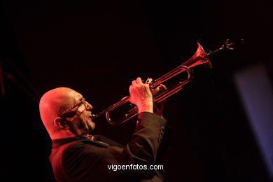 TOMASZ STANKO - JAZZ. II FESTIVAL DE VIGO IMAXINASONS 2006