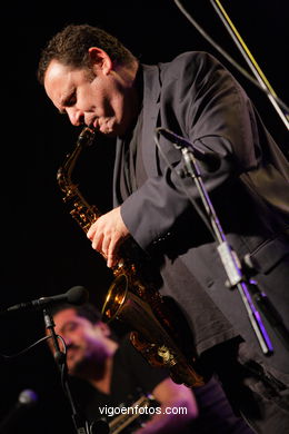 DANIEL FLORS - JAZZ. III FESTIVAL DE VIGO IMAXINASONS 2007