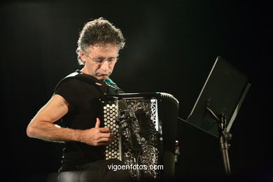 RENAUD GARCÍA-FONS - JEAN-LOUIS MARTINIER - JAZZ. III FESTIVAL DE VIGO IMAXINASONS 2007