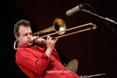 HENRI TEXIER STRADA SEXTET - JAZZ. III FESTIVAL DE VIGO IMAXINASONS 2007