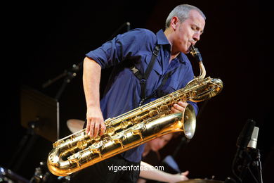 HENRI TEXIER STRADA SEXTET - JAZZ. III FESTIVAL DE VIGO IMAXINASONS 2007