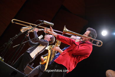 HENRI TEXIER STRADA SEXTET - JAZZ. III FESTIVAL OF VIGO (SPAIN) IMAXINASONS 2007