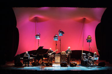 JAN GARBAREK GROUP FEATURING MANU KATCHE - JAZZ. III FESTIVAL OF VIGO (SPAIN) IMAXINASONS 2007