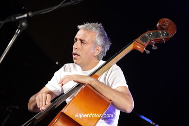 KIN GARCÍA TRIO - JAZZ. III FESTIVAL OF VIGO (SPAIN) IMAXINASONS 2007