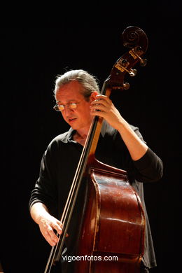 SIR CHARLES + 4 - JAZZ. III FESTIVAL OF VIGO (SPAIN) IMAXINASONS 2007