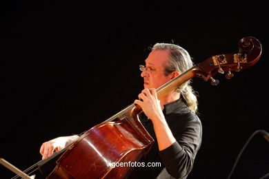 SIR CHARLES + 4 - JAZZ. III FESTIVAL OF VIGO (SPAIN) IMAXINASONS 2007