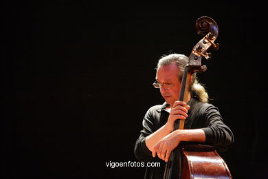 SIR CHARLES + 4 - JAZZ. III FESTIVAL OF VIGO (SPAIN) IMAXINASONS 2007