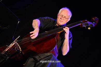 JOHN SURMAN QUARTET - JAZZ. III FESTIVAL OF VIGO (SPAIN) IMAXINASONS 2007