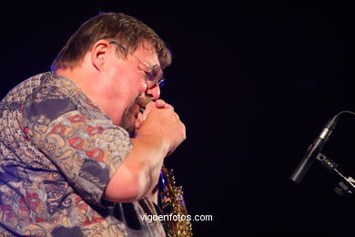 JOHN SURMAN QUARTET - JAZZ. III FESTIVAL DE VIGO IMAXINASONS 2007