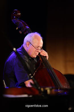 JOHN SURMAN QUARTET - JAZZ. III FESTIVAL OF VIGO (SPAIN) IMAXINASONS 2007