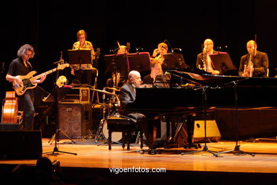 MARTIAL SOLAL NEWDECABAND - JAZZ. VI FESTIVAL DE VIGO IMAXINASONS 2010