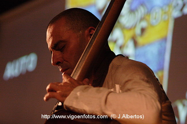 FOTOS DE CARLOS BARRETO JAZZ IMAXINASONS VIGO. GALICIA