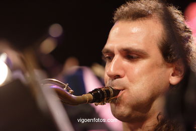 RAMÓN CARDO BIG BAND - JAZZ IMAXINASONS