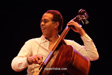 STANLEY CLARKE, BELA FLECK E JEAN LUC PONTY - JAZZ IMAXINASONS