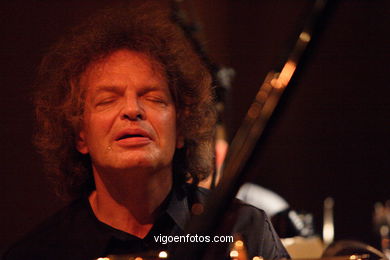 JOACHIM KÜHN - POISON TRIO - JAZZ IMAXINASONS