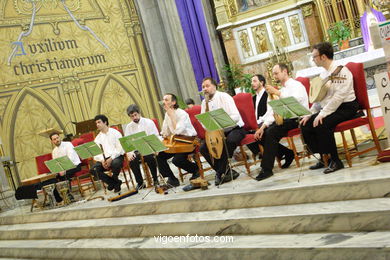 GRUPO D EMÚSICA MARTÍN CODAX - SACRED MUSIC CYCLE 2006