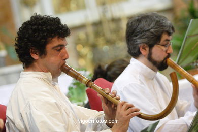 GRUPO D EMÚSICA MARTÍN CODAX - SACRED MUSIC CYCLE 2006