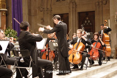 SINFONIETA DE VIGO Y CAMERATA AD LIBITUM