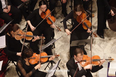 SINFONIETA DE VIGO E CAMERATA AD LIBITUM