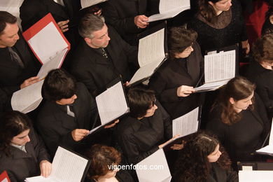 SINFONIETA DE VIGO Y CAMERATA AD LIBITUM