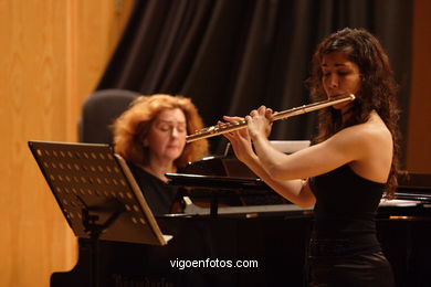 JULIA ESTEVEZ & RASA JAKUTYTE - FLUTE AND PIANO -  GENERATION 2000+5 - VIGO - SPAIN