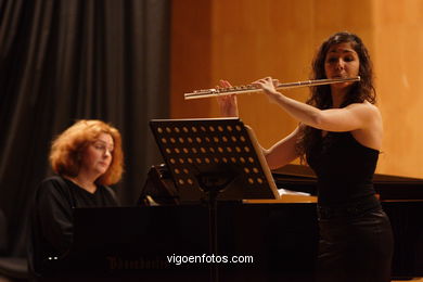 JULIA ESTEVEZ & RASA JAKUTYTE - FLUTE AND PIANO -  GENERATION 2000+5 - VIGO - SPAIN