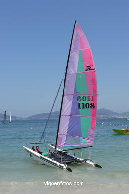 CATAMARANES - II RAID RÍAS BAIXAS DE CATAMARANES A VELA 2005