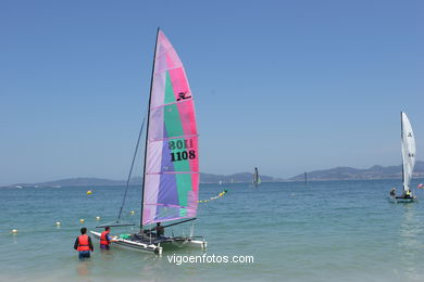 CATAMARANES - II RAID RÍAS BAIXAS DE CATAMARANES A VELA 2005