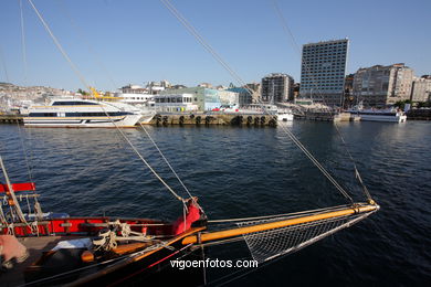 SHIPS IN VIGO - TALL SHIPS ATLANTIC CHALLENGE 2009 - VIGO, SPAIN. CUTTY SARK. 2009 - 