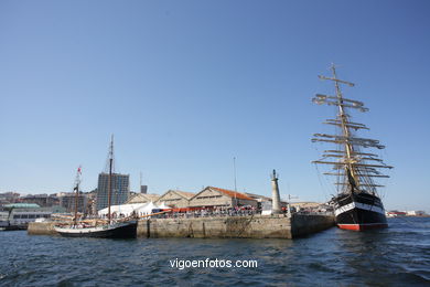 BARCOS NO PORTO - DESAFIO ATLÁNTICO DE GRANDES VELEROS - REGATA CUTTY SARK. 2009 - TALL SHIPS ATLANTIC CHALLENGE 2009