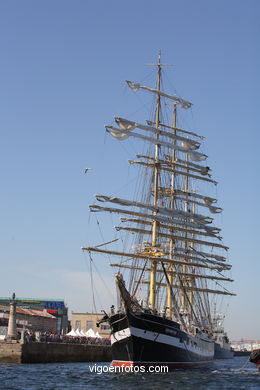 DESAFÍO ATLÁNTICO DE GRANDES VELEROS - BARCOS EN VIGO - CUTTY SARK. 2009 - TALL SHIPS ATLANTIC CHALLENGE 2009