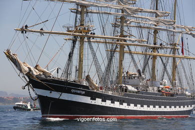 REGATA E SAIDA DENDE VIGO - DESAFIO ATLÁNTICO DE GRANDES VELEROS - REGATA CUTTY SARK. 2009 - TALL SHIPS ATLANTIC CHALLENGE 2009