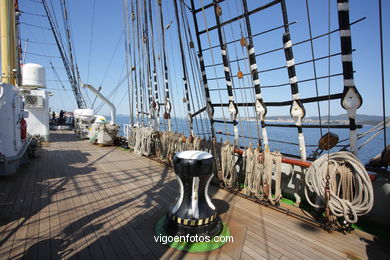 KRUZENSHTERN -  VELERO RUSO - BARCO - DESAFÍO ATLÁNTICO DE GRANDES VELEROS - REGATA CUTTY SARK. 2009 - TALL SHIPS ATLANTIC CHALLENGE 2009