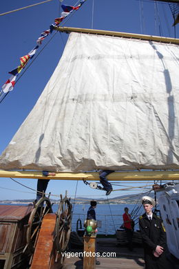 KRUZENSHTERN -  VELERO RUSO - BARCO - DESAFÍO ATLÁNTICO DE GRANDES VELEROS - REGATA CUTTY SARK. 2009 - TALL SHIPS ATLANTIC CHALLENGE 2009