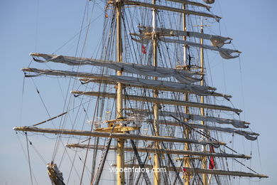 KRUZENSHTERN -  VELERO RUSO - BARCO -  DESAFIO ATLÁNTICO DE GRANDES VELEROS - REGATA CUTTY SARK. 2009 - TALL SHIPS ATLANTIC CHALLENGE 2009