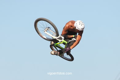 MOUNTAIN BIKE DIRT JUMP - MARISQUIÑO 2013.  