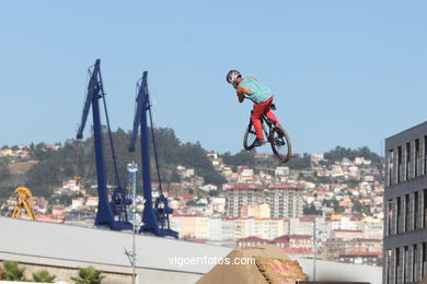 MOUNTAIN BIKE DIRT JUMP - MARISQUIÑO 2013.  